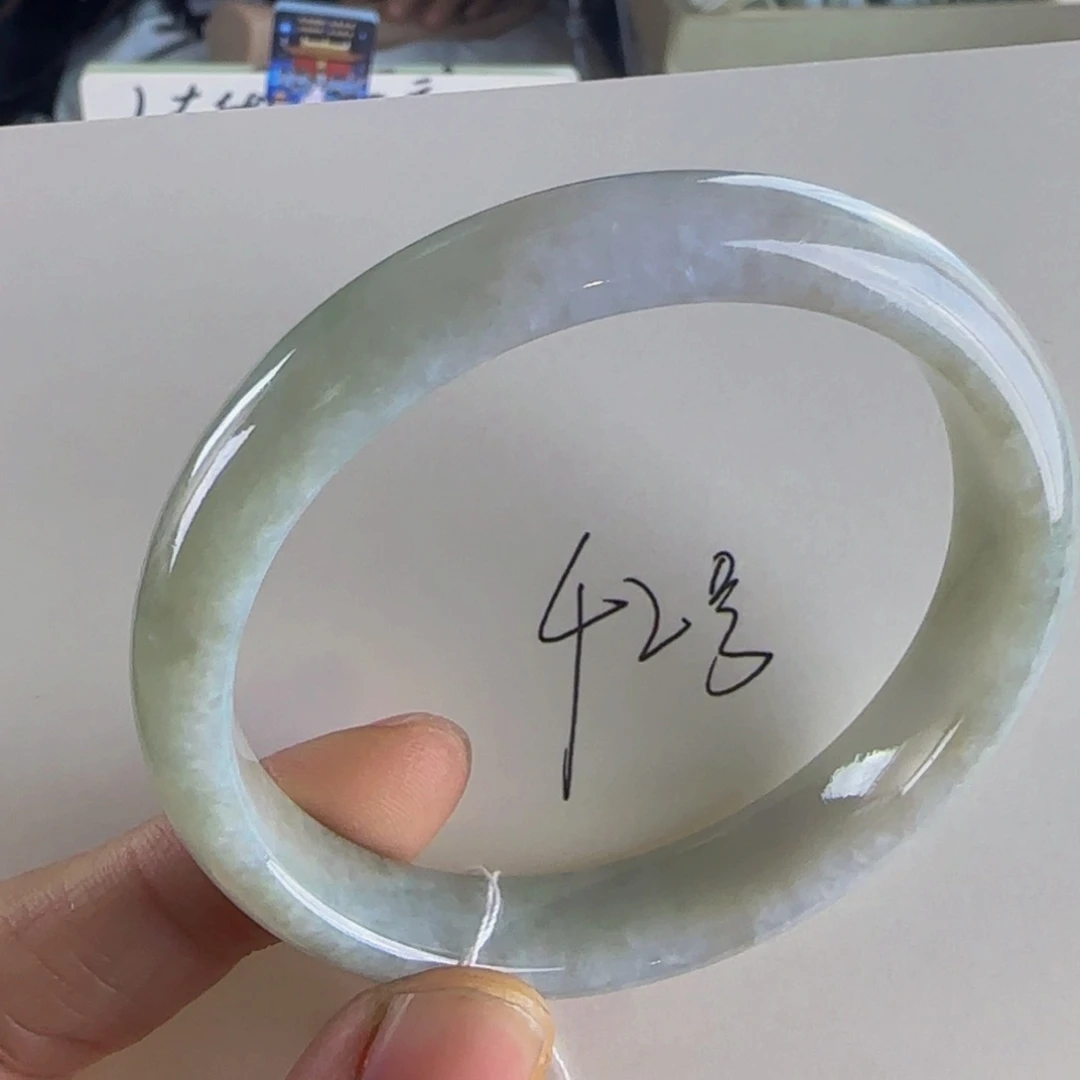 翡翠手镯未镶嵌老坑56.3