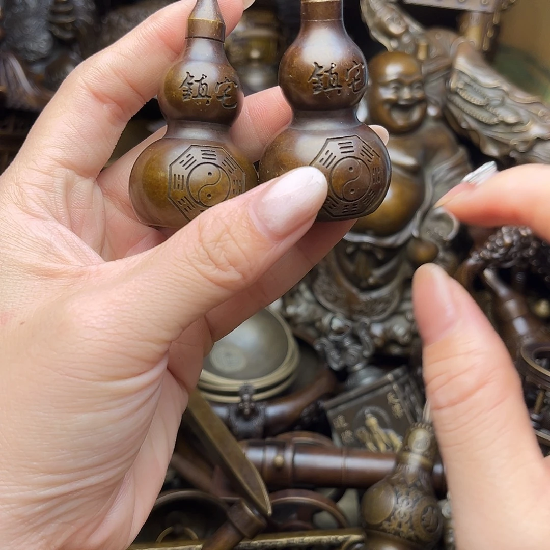 精美铜器批发档口