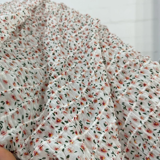 44 设计师款田园风小碎花提花打皱雪纺裙子面料6米价蛋糕裙连衣裙