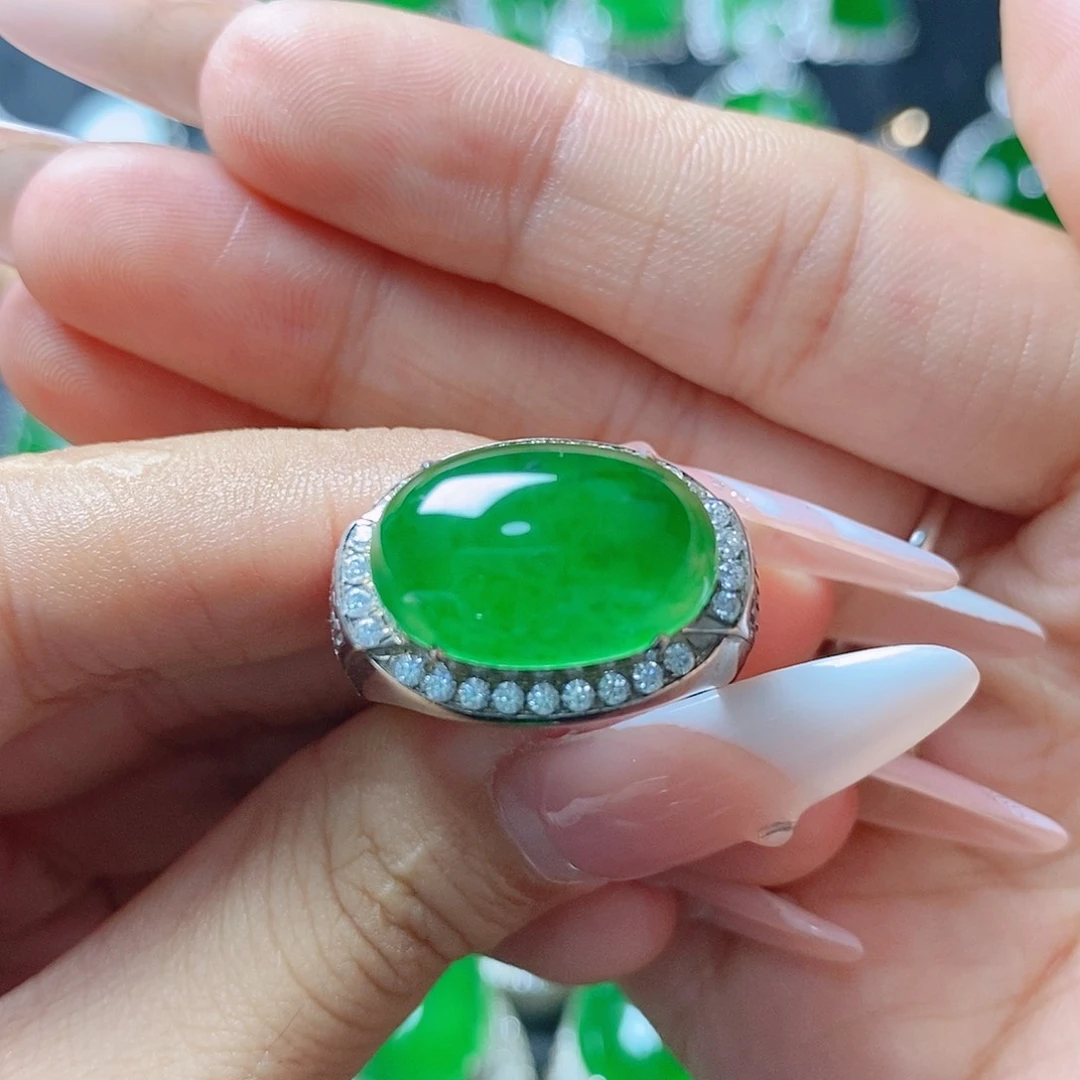 宏***福翡翠银S925镶嵌颈饰