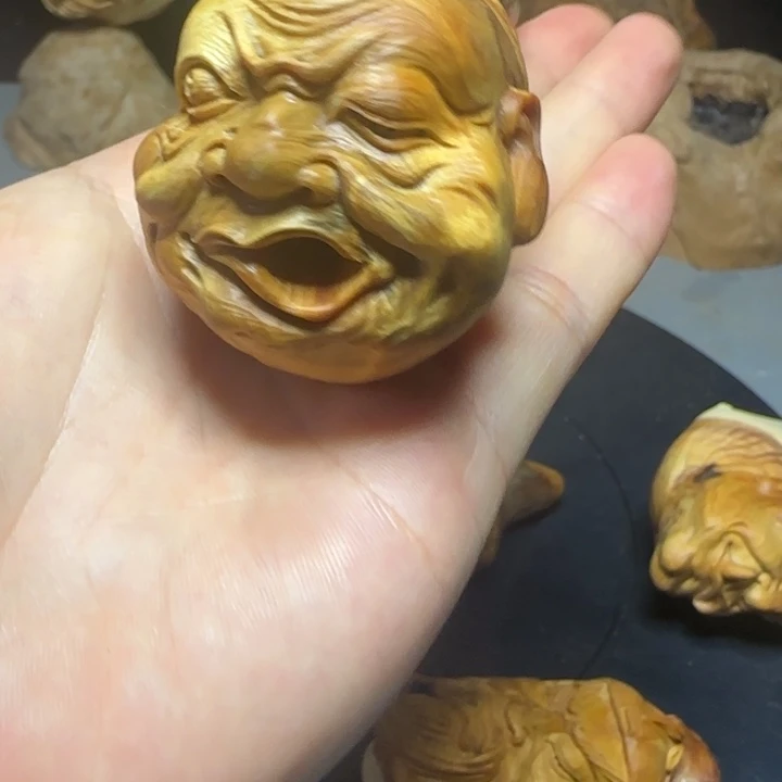 西***馆柏木（崖柏）手把件还是摆件