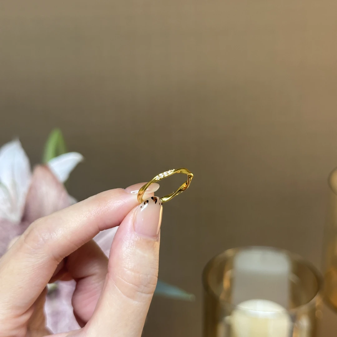 爱一IBELOVE 足金999 6D 莫比乌斯点钻戒指