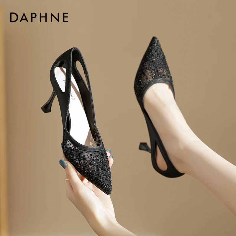 达芙妮黑色百搭网纱高跟鞋2025爆款洋气高级单鞋法式时尚优雅凉鞋