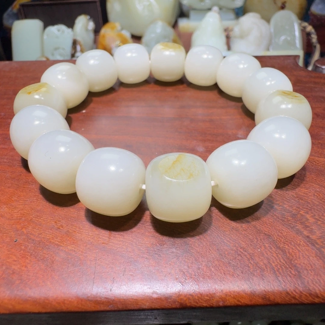 和田玉未镶嵌手串