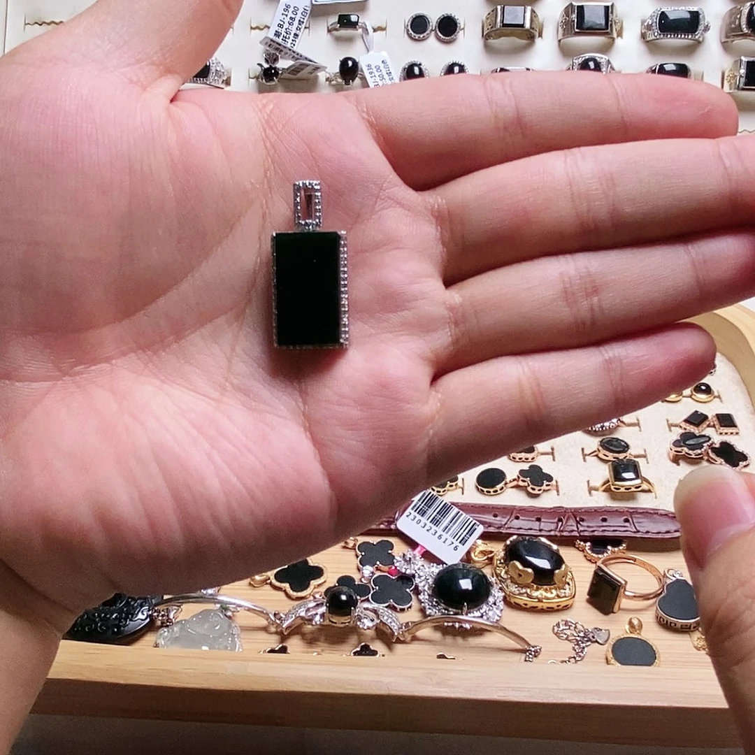 翡翠吊坠(赠链)银S925镶嵌缅甸天然A货墨翠S925