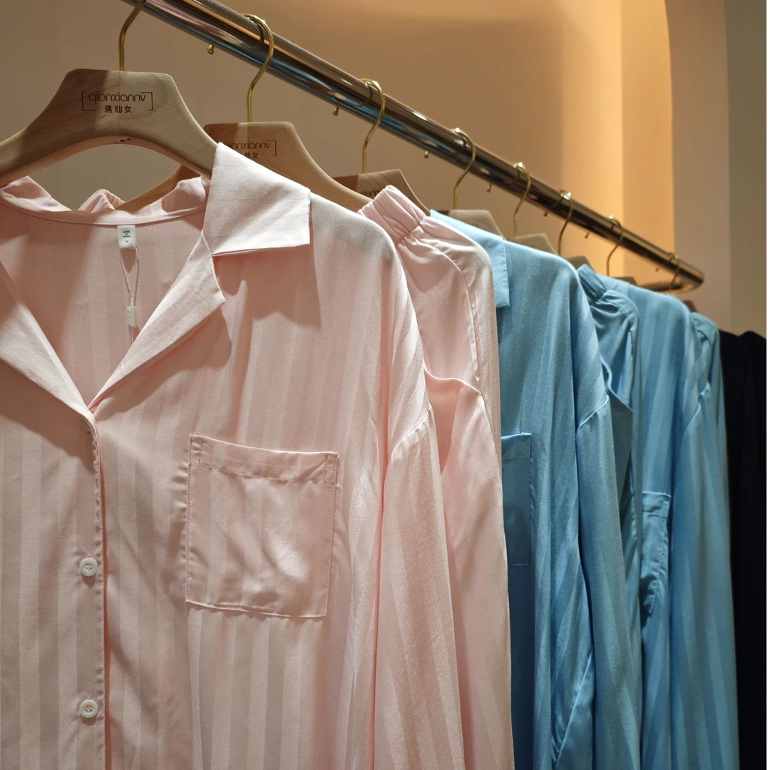 深圳南油【简约高奢】5062情侣款重磅兰精莫代尔缎纹长袖睡衣套装