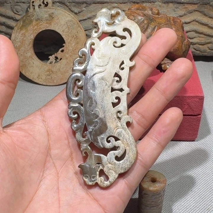 老***张和田玉（糖玉）未镶嵌挂件