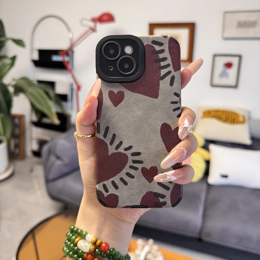 【适用于苹果全型号】涂鸦爱心复古手机壳13全包苹果16 Pro Max配件