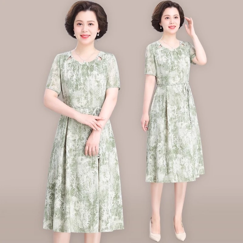 矮个子妈妈连衣裙端庄优雅中年妇女夏装贵夫人品牌洋气裙子高级感