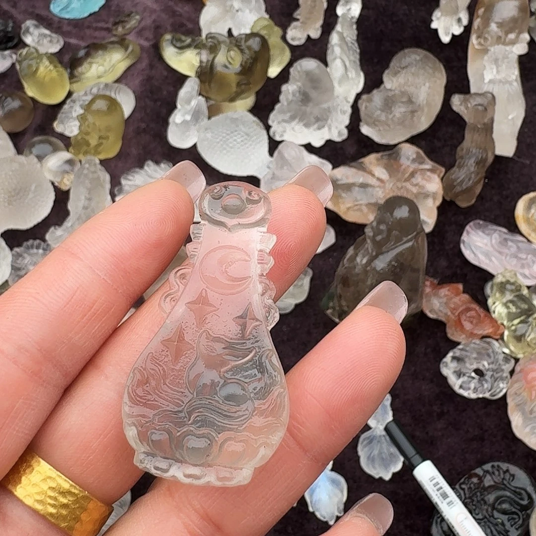 公***双紫晶未镶嵌颈饰白