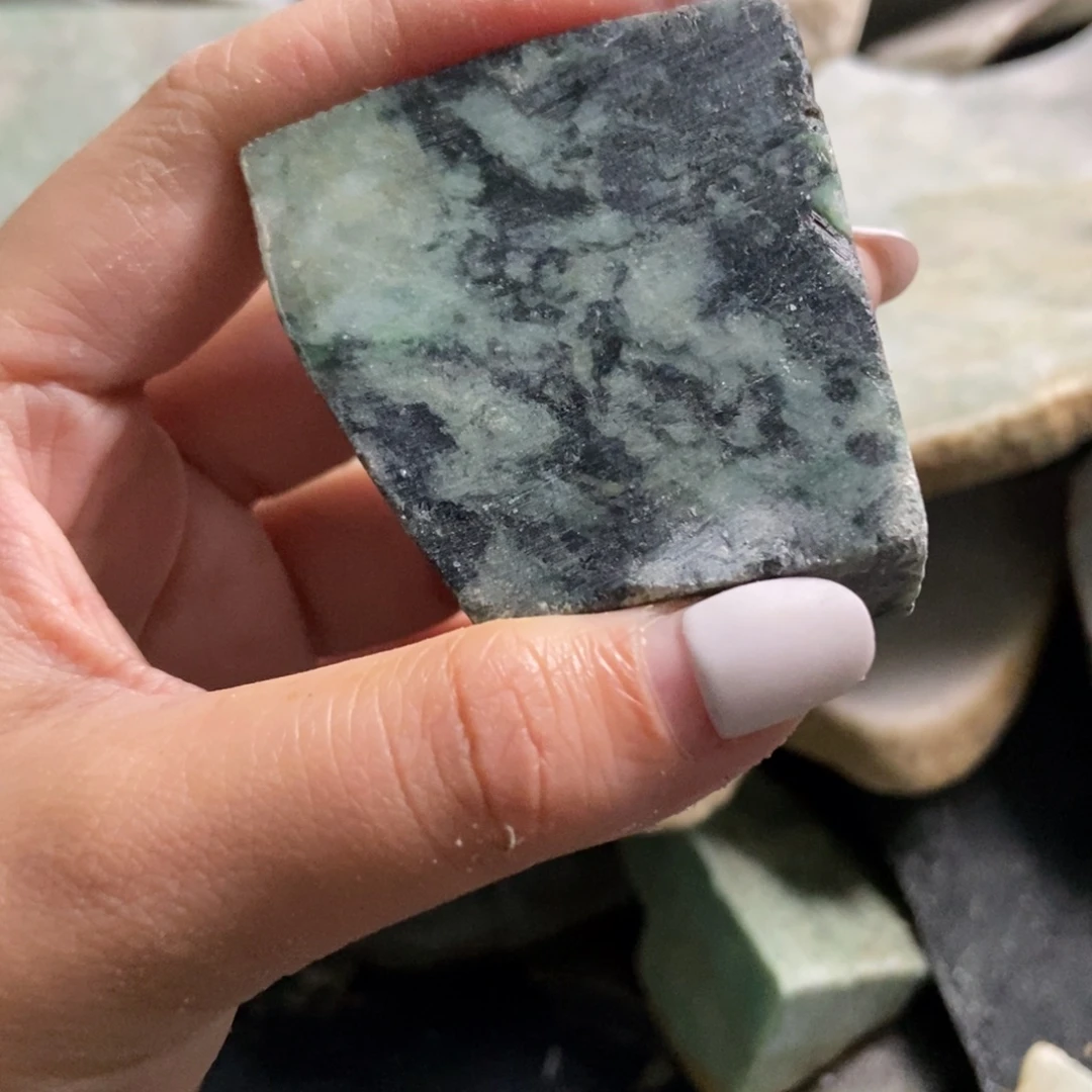 翡翠未镶嵌挂件天然翡翠