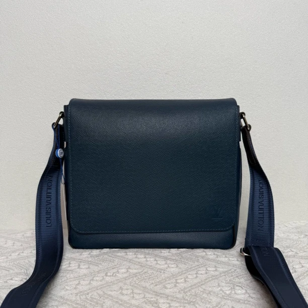 99新 LouisVuitton/路易威登 4508/经典时尚蓝色全皮小号邮差包