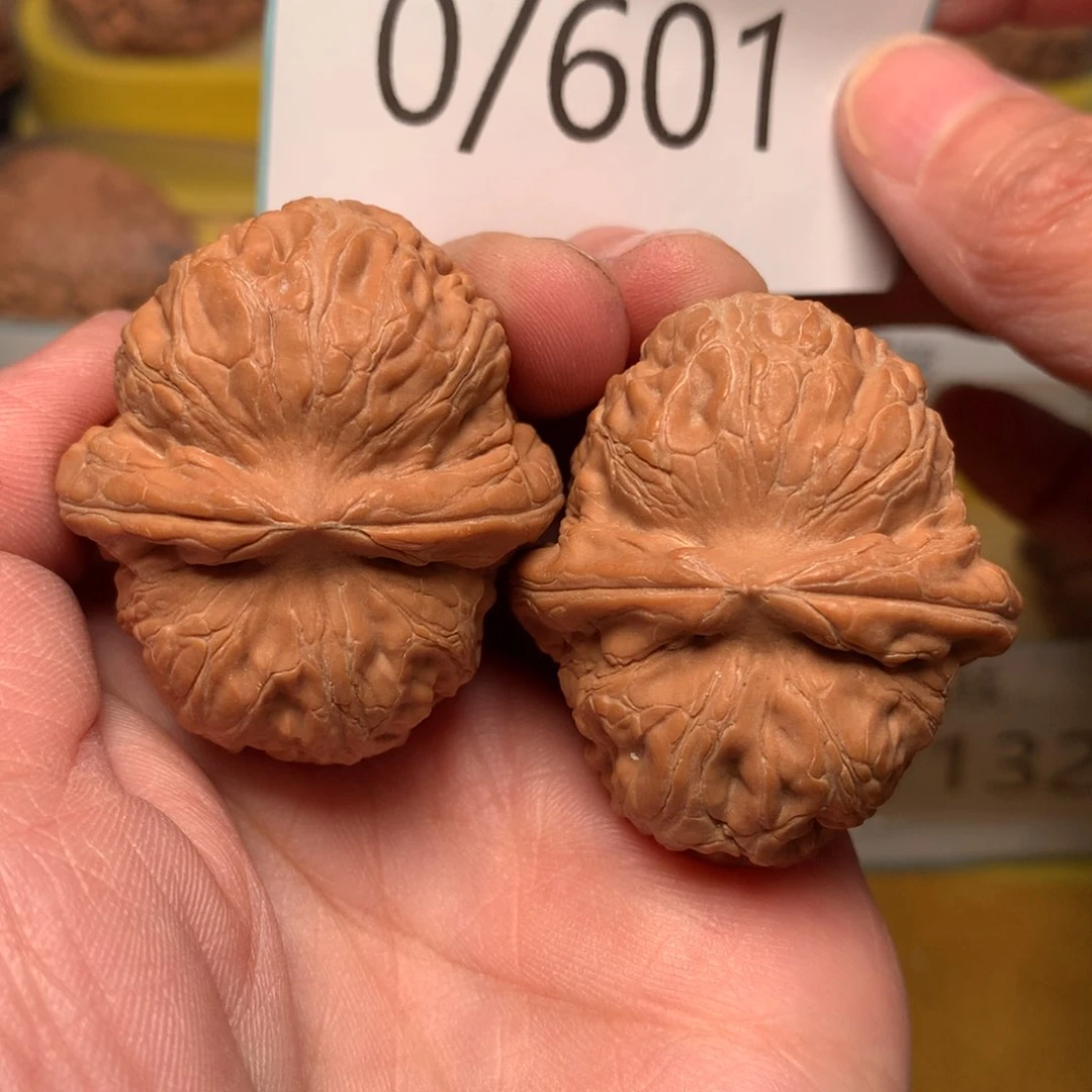 文玩核桃把件肉球元宝40