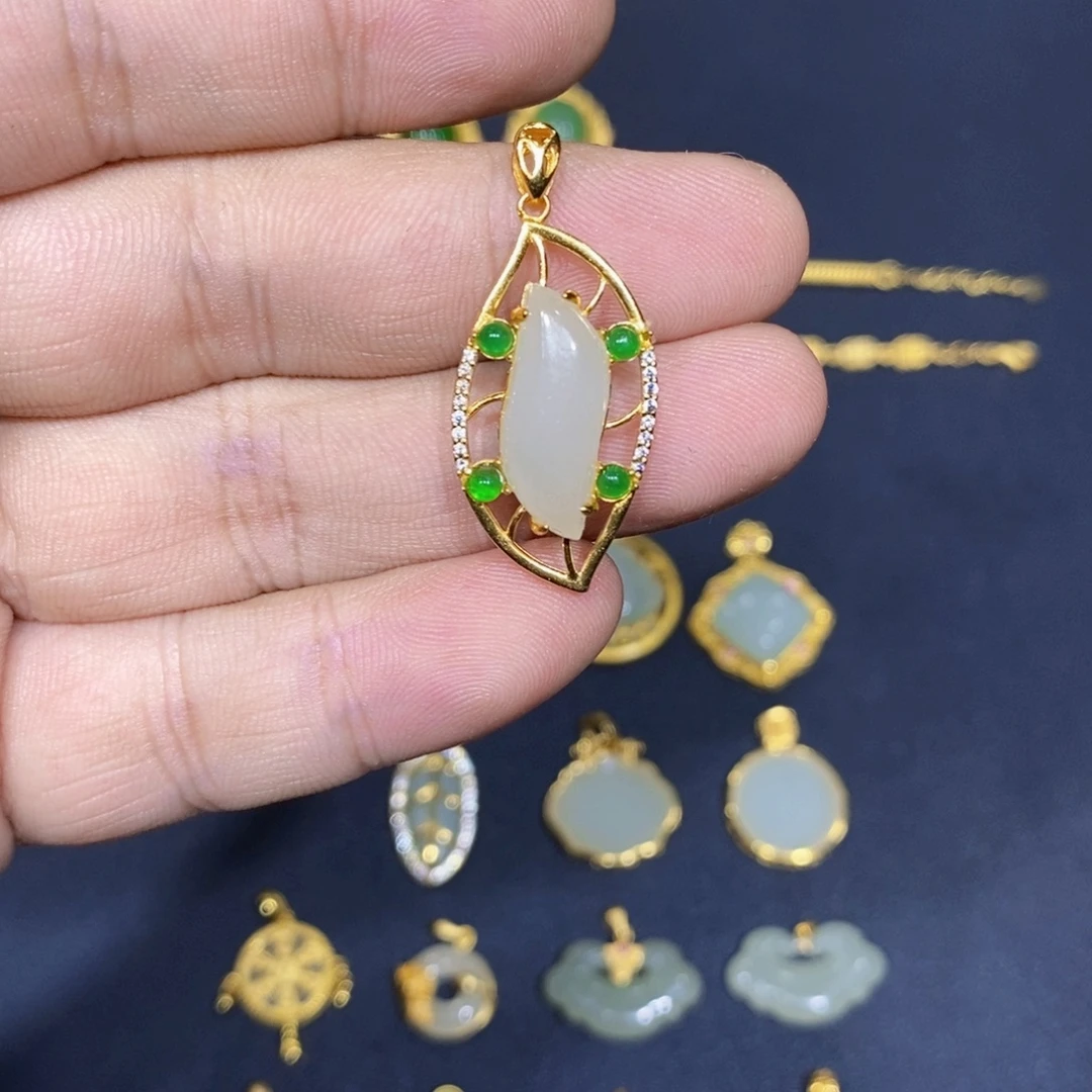 和田玉银S925镀金镶嵌颈饰