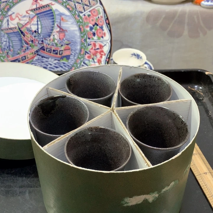 盘左*你就在家里吃东西吃哈哈哈就