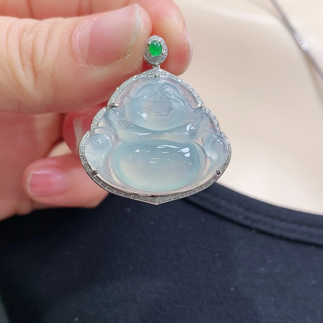 翡翠颈饰18K金镶嵌佛公