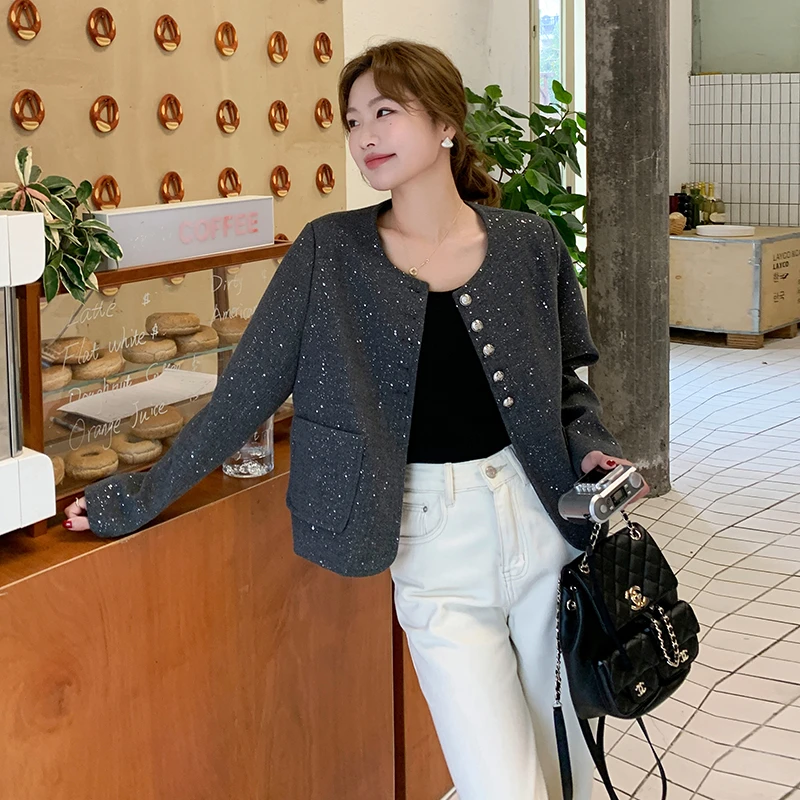 灰色圆领亮片小香风外套女春2025新款百搭小个子洋气减龄短款上衣