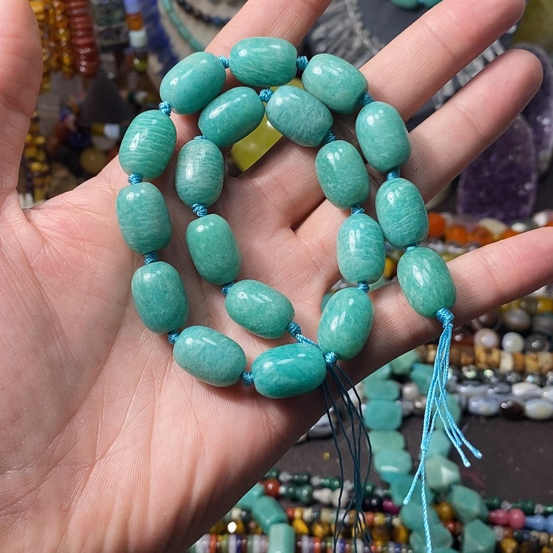 石英质玉未镶嵌，天河桶珠13×18mm，