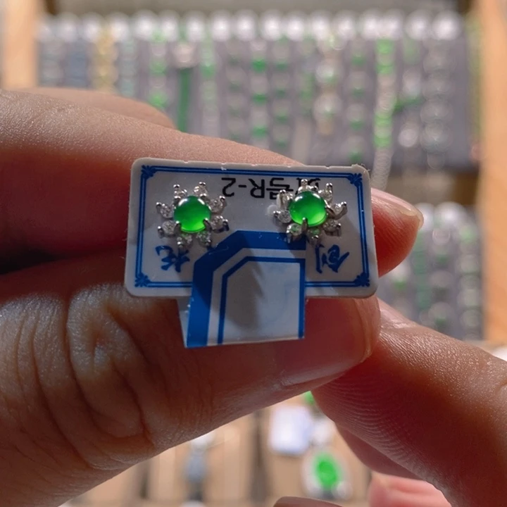 翡翠银S925镶嵌颈饰翡翠耳钉