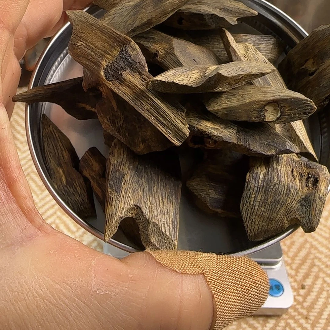 沉香碎屑沉香棋楠块料30克