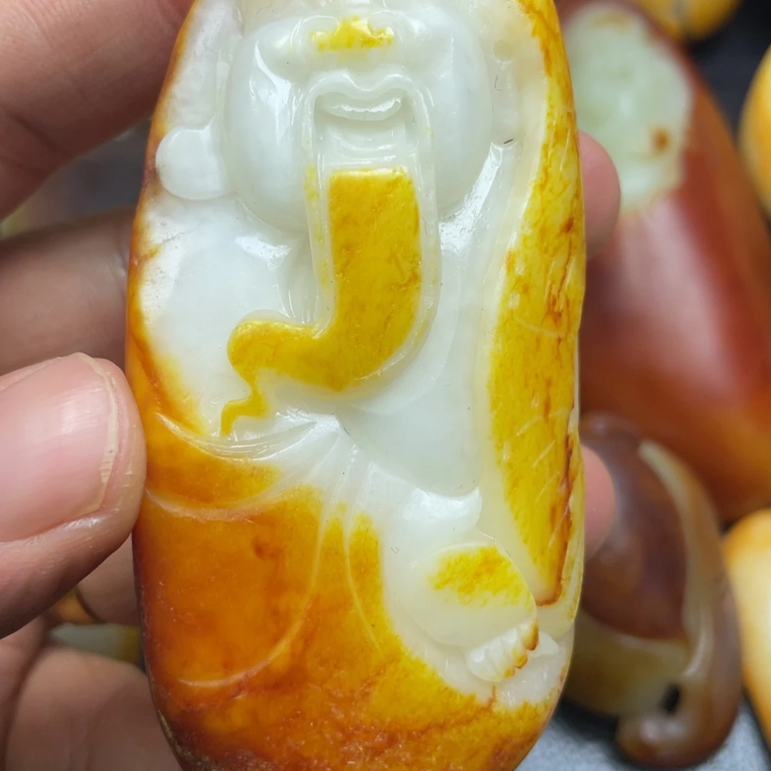 和田玉未镶嵌挂件