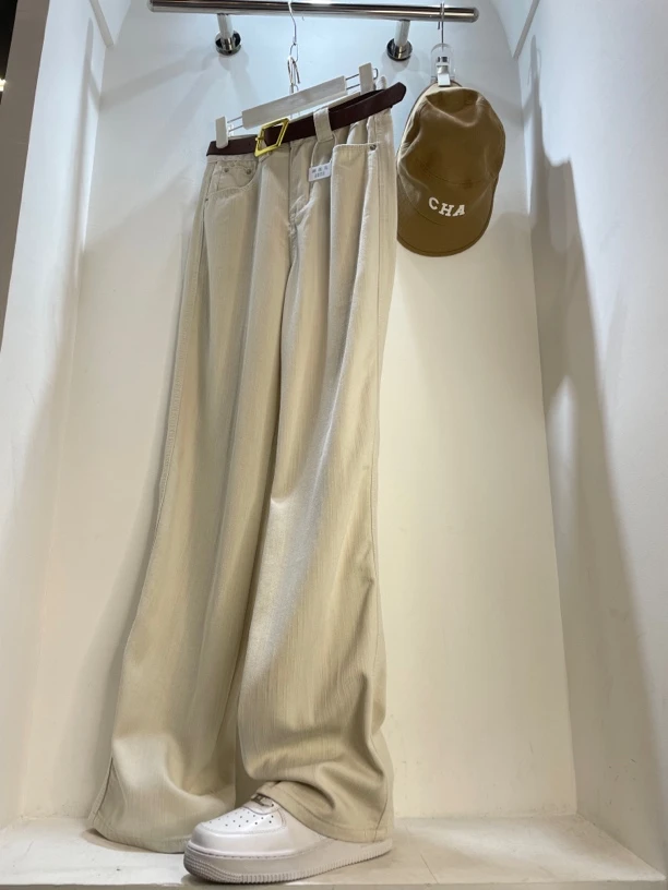 新款时尚百搭牛仔裤