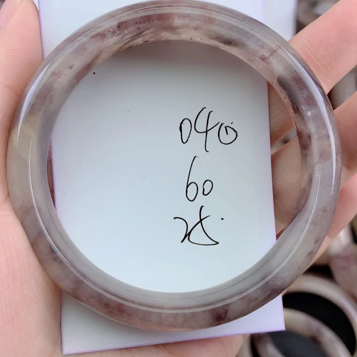 石英质玉未镶嵌手镯040