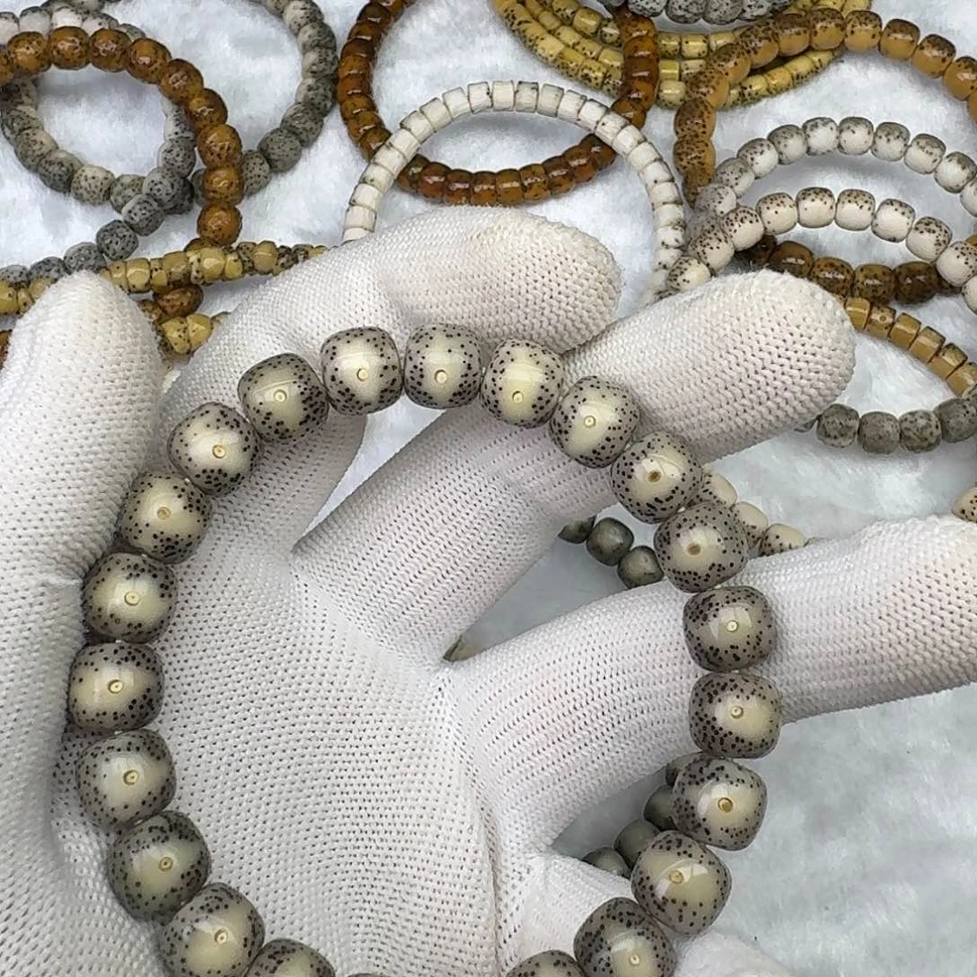 A***2星月菩提吊坠玉化眼睛