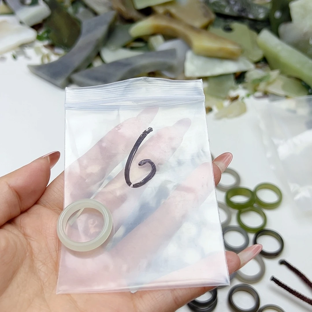 颈饰未镶嵌和田玉宁**虞