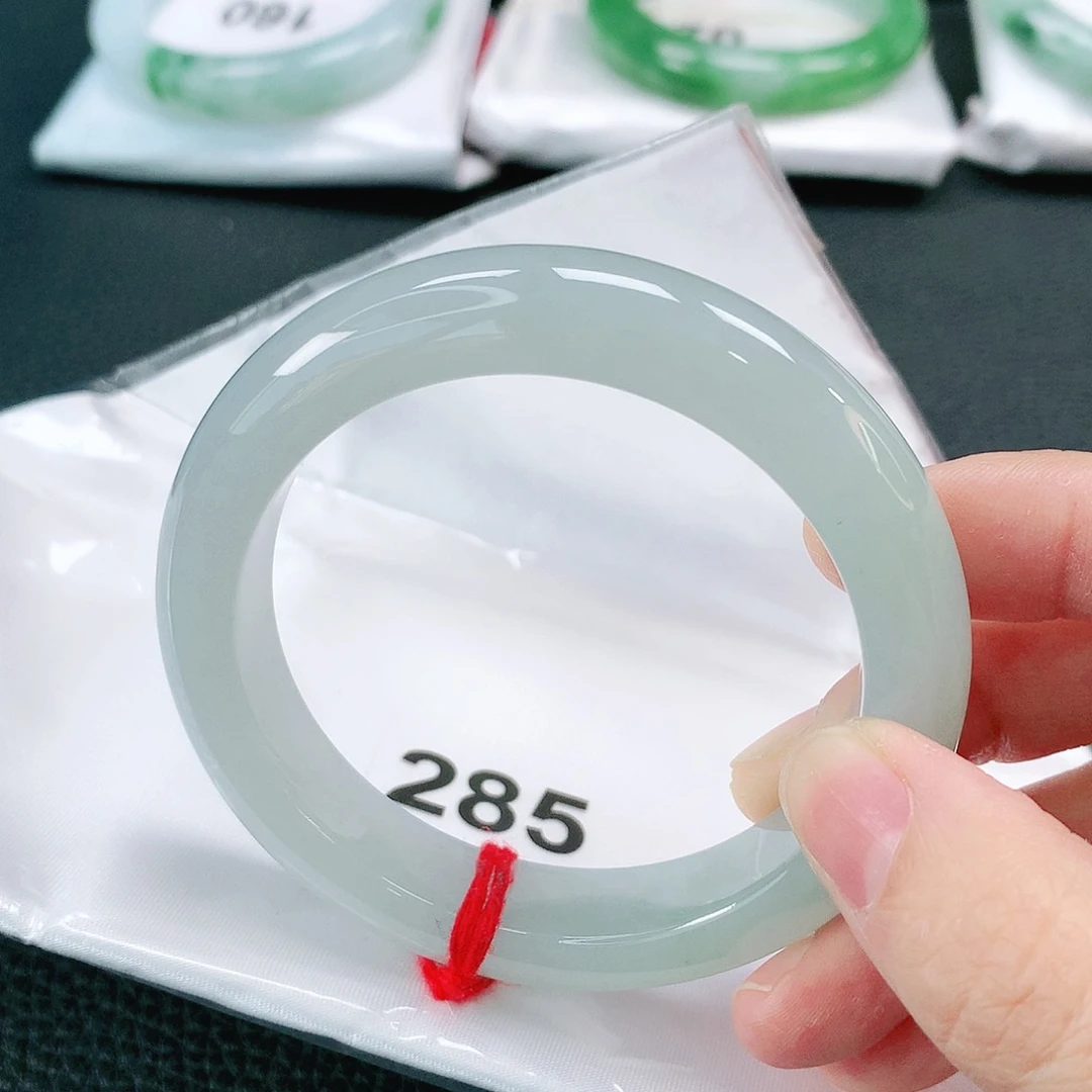 未镶嵌手镯翡翠缅甸55