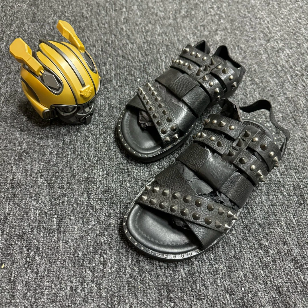 未使用 maje /D&G/41码/黑色铆钉凉鞋/公价7500/