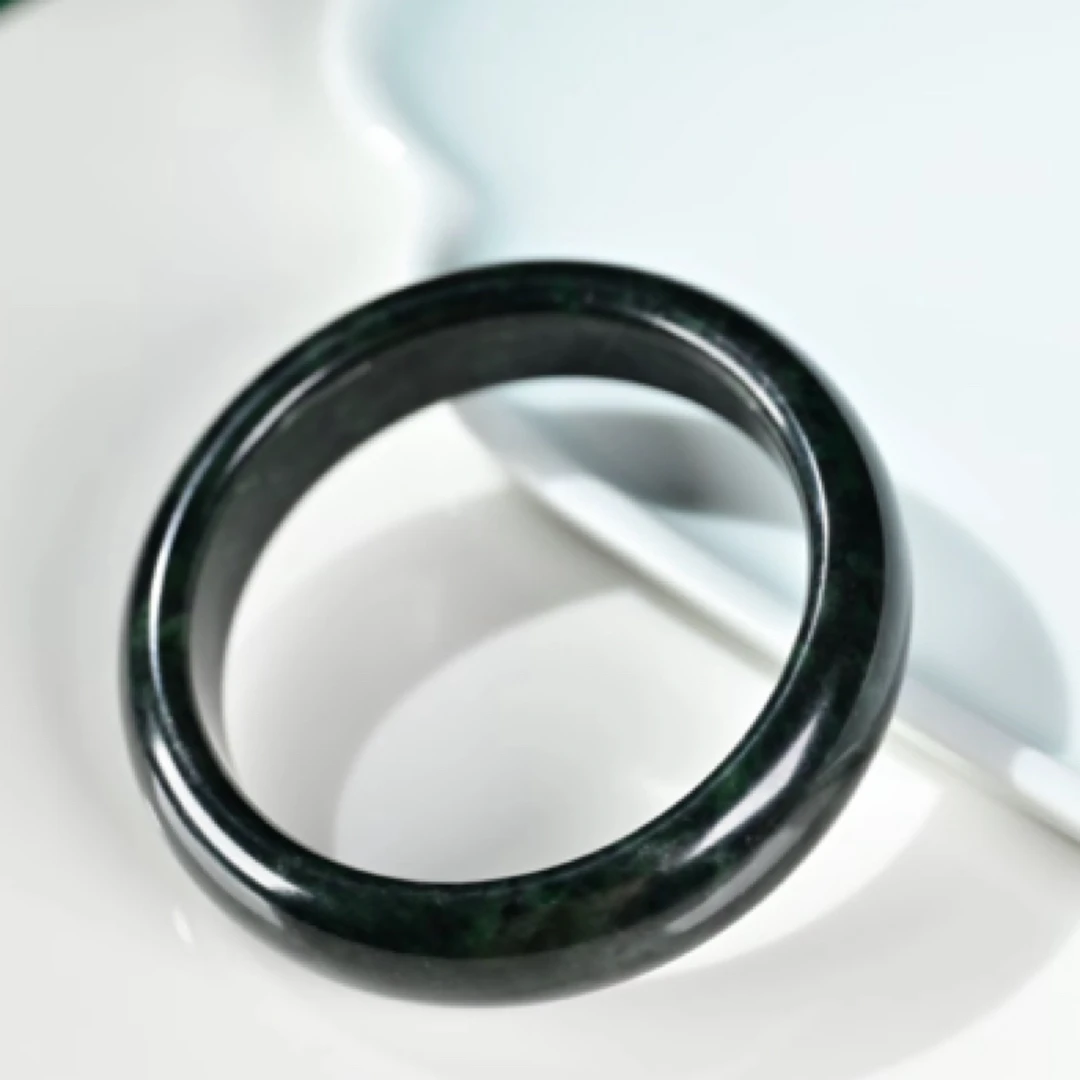 天然藏玉药王石宽面平安镯磁性手镯