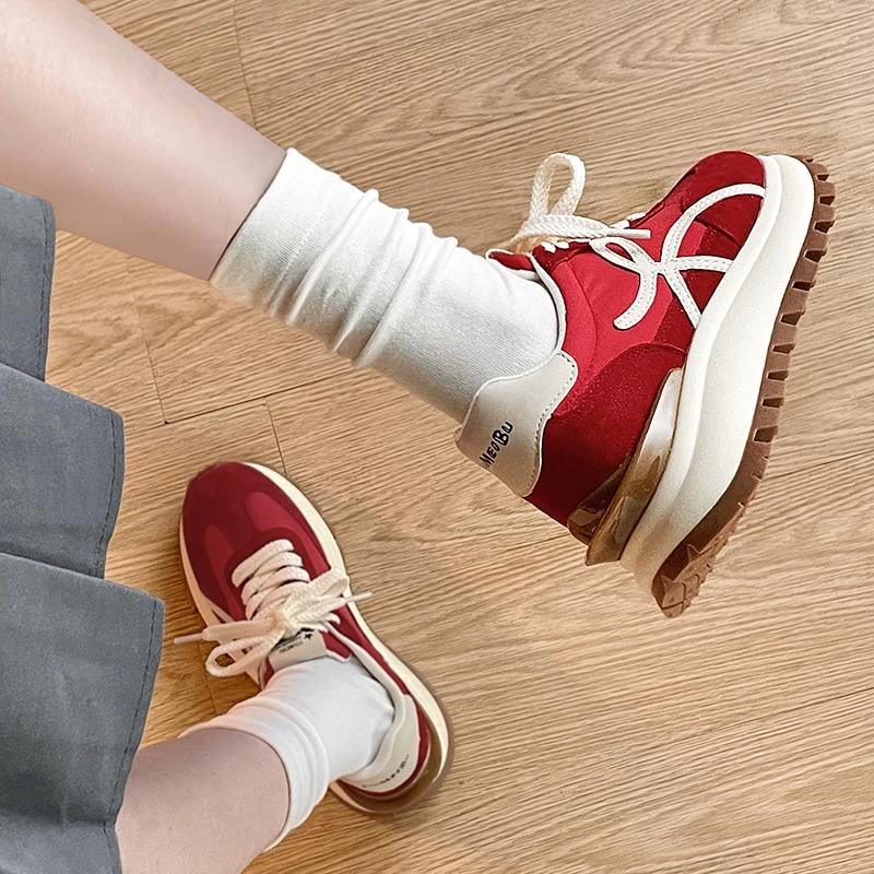 真皮红色华夫阿甘鞋女2025新款复古德训鞋爆款厚底休闲运动老爹鞋