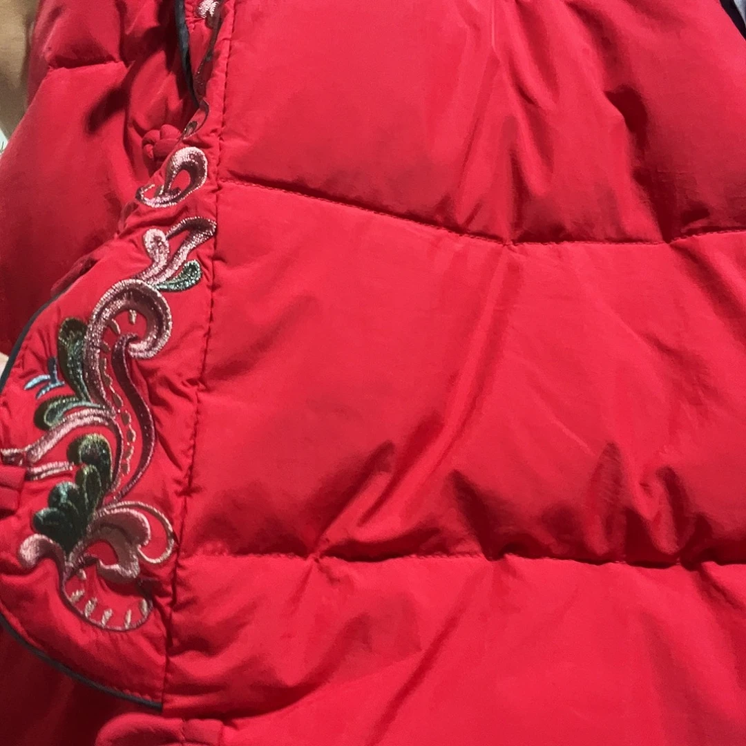 陈***红色刺绣国风款薄款棉服