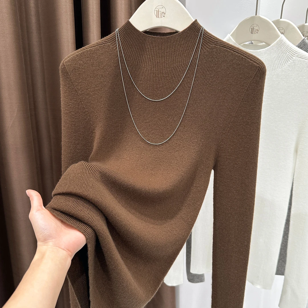 气质咖色半高领针织无缝毛衣打底衫女秋冬新款长袖修身型软糯上衣