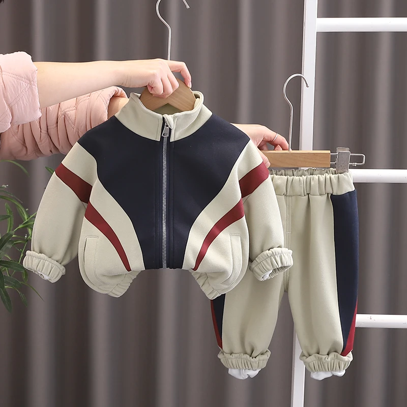 男童春款套装2025新款宝宝运动两件套洋气儿童春装帅气中小童装潮