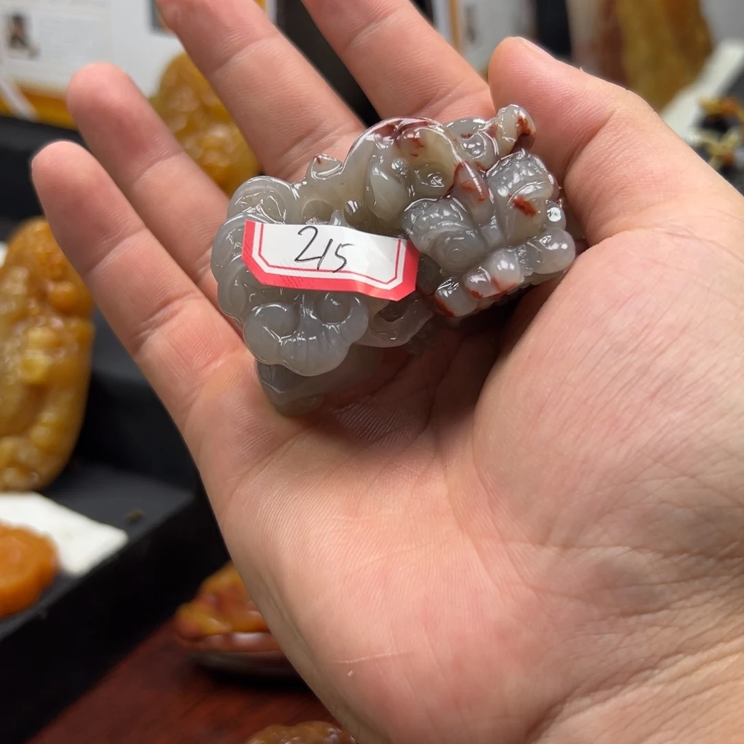 石英质玉(黄龙玉)未镶嵌多样性发货,发其一