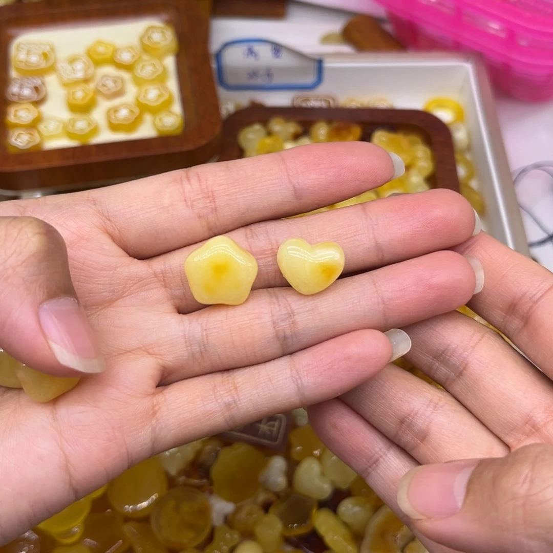 琥珀裸石未镶嵌?***X琥珀