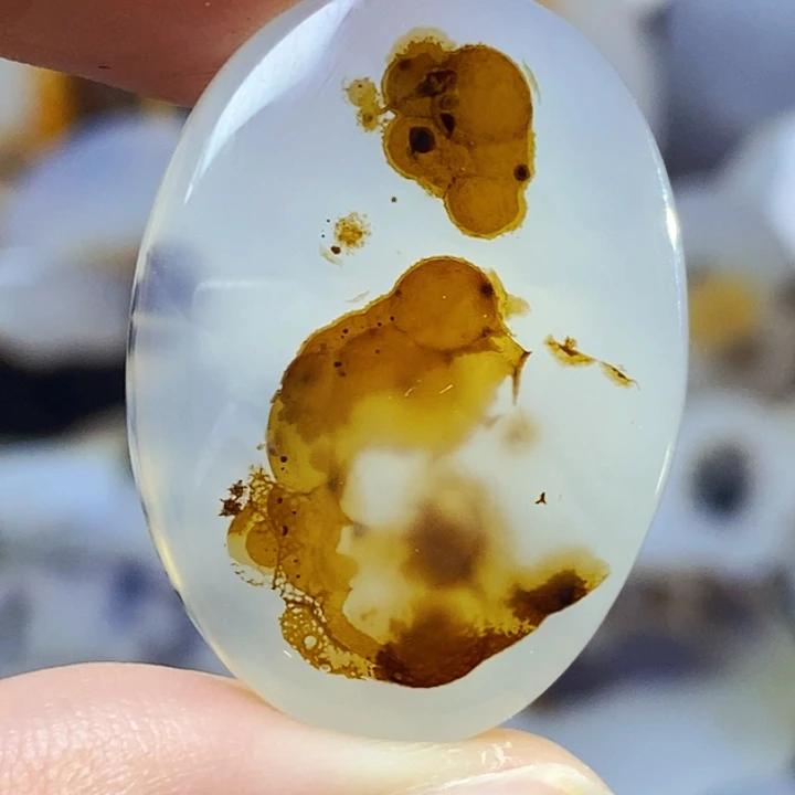 玛瑙/玉髓未镶嵌珠宝半成品