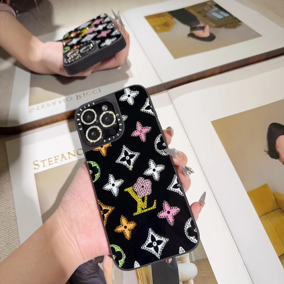 【手工点钻】Uomi秋冬涂鸦老花点钻手机壳适用iPhone17prom/16pro