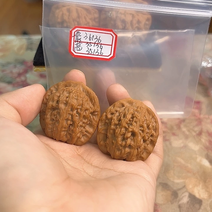 文玩核桃把件非嫁接马老四