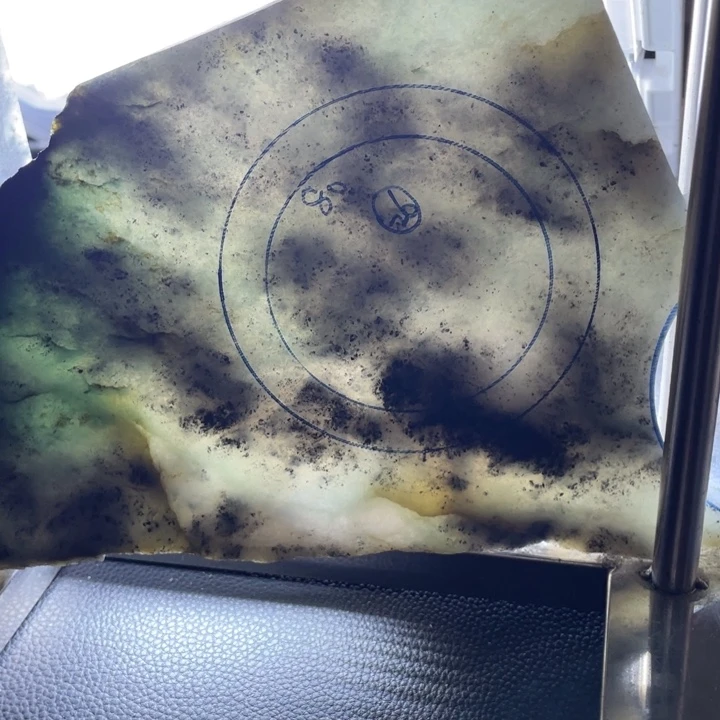 定制翡翠不退不换未镶嵌