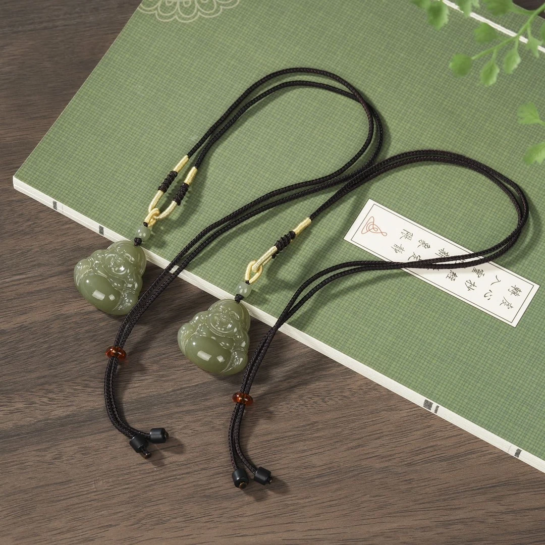 和田玉吊坠-多样性发其一29.5x29.5x9mm-V44468-K（商城）含配绳