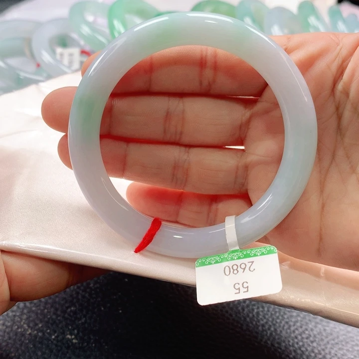 翡翠手镯未镶嵌55555555