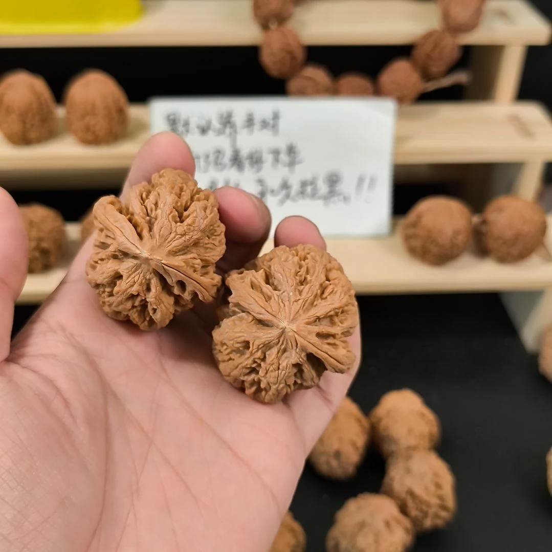 高***塘吊坠文玩核桃42粗筋有黄