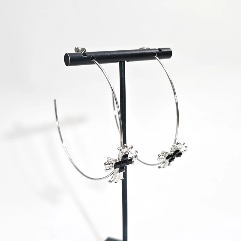 铜合金合成锆石耳饰 07325高级时尚设计感十字大耳圈耳环