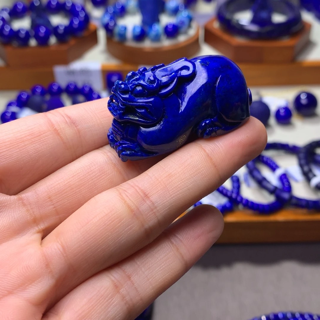 青金石雕刻件未镶嵌