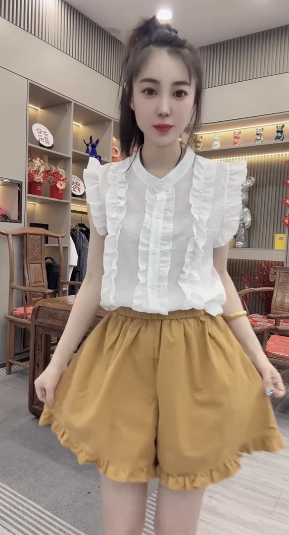 韩系木耳花边纯色阔腿短裤女夏季多巴胺小清新度假休闲A字热裤