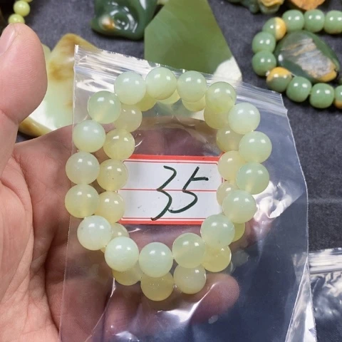 未镶嵌蛇纹石玉手链