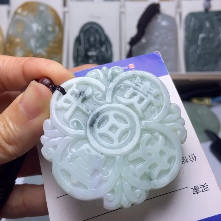 翡翠未镶嵌挂件翡翠